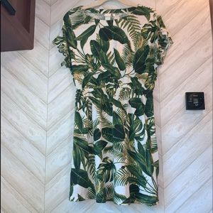 H & M white green leaf summer  Dress
